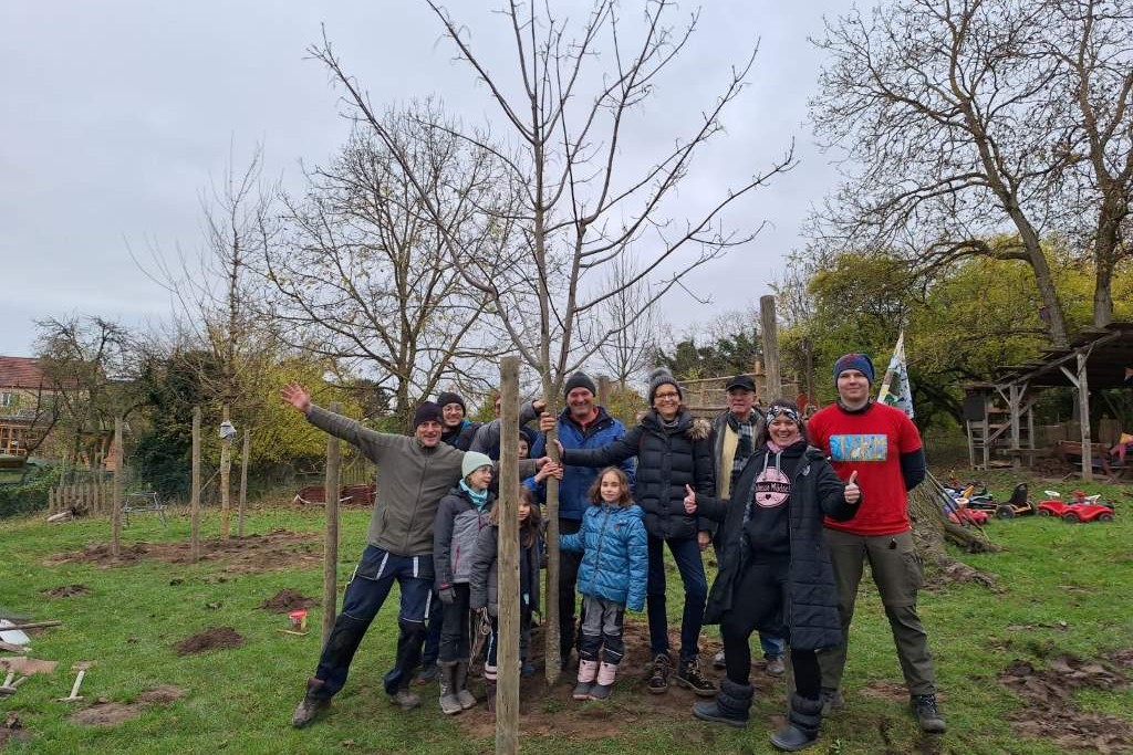 Baumpflanzaktion - Gruppenbild
